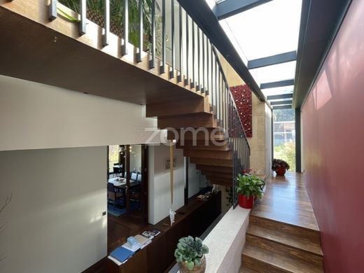 Casa di lusso a Santa Maria da Feira, Distrito de Aveiro