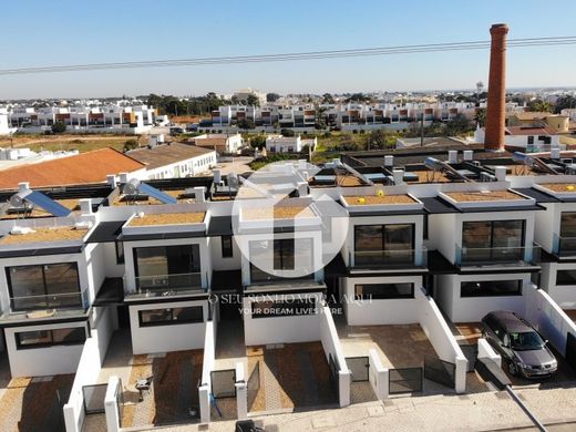 Πολυτελή κατοικία σε Olhão, Distrito de Faro
