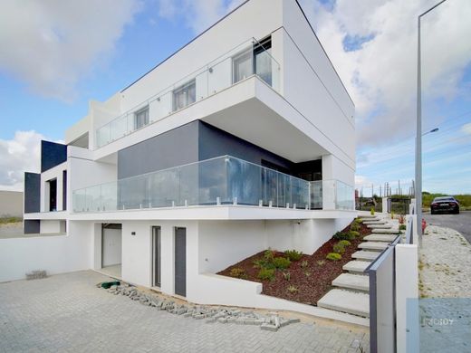 Luxury home in Cascais, Lisbon