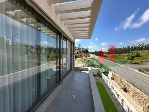 Casa di lusso a Rio Maior, Distrito de Santarém