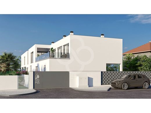 아파트 / Loures, Distrito de Lisboa