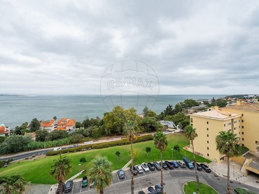 Apartment / Etagenwohnung in Oeiras, Lissabon