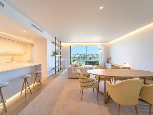 Appartement in Vila Nova de Gaia, Distrito do Porto