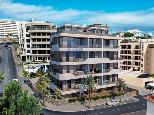 Apartment / Etagenwohnung in Funchal, Madeira