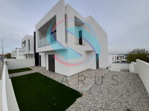 Villa Plurifamiliare a Seixal, Distrito de Setúbal