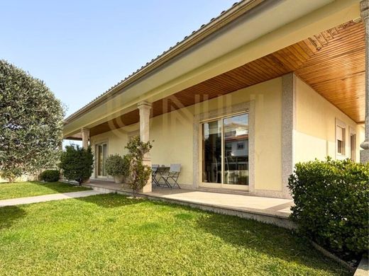 Luxury home in Fafe, Distrito de Braga