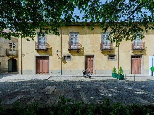 Edificio en Guimarães, Braga