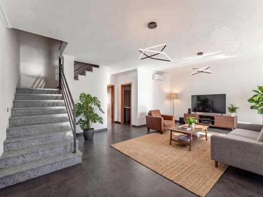 Semidetached House in Evora, Évora