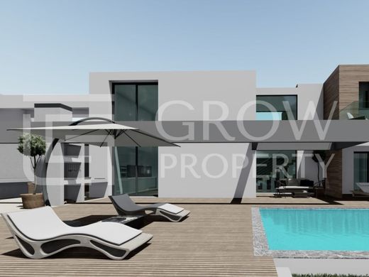 Villa multifamiliale à Loulé, Distrito de Faro