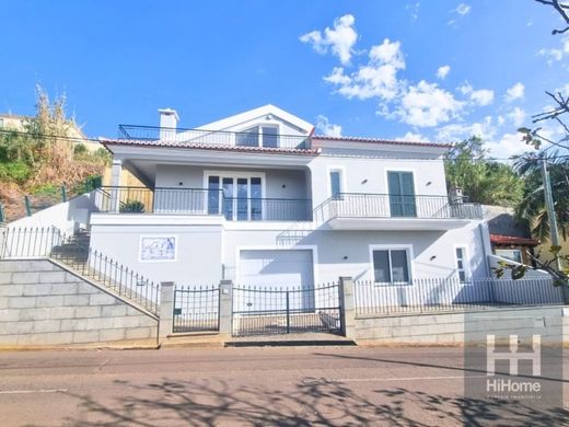 Luxury home in Ponta do Sol, Madeira