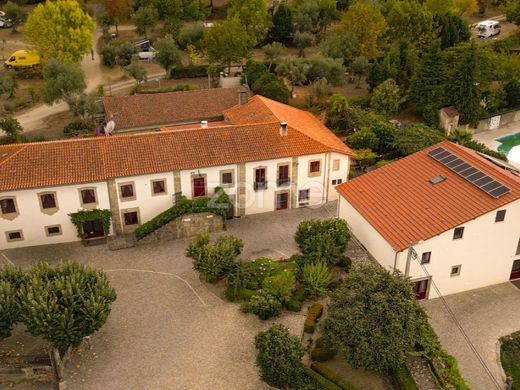 ‏בתי יוקרה ב  Gouveia, Distrito da Guarda