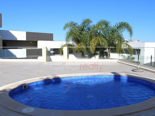 Apartment / Etagenwohnung in Lagos, Distrito de Faro