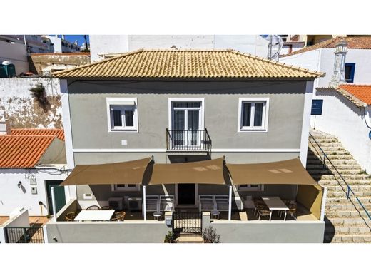 Edificio en Lagoa, Faro