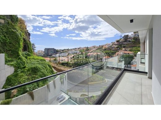 Piso / Apartamento en Funchal, Madeira