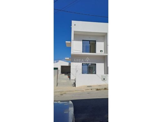 ‏וילה רב-משפחתית ב  Sesimbra, Distrito de Setúbal