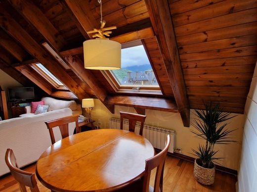 Duplex σε Vielha, Província de Lleida