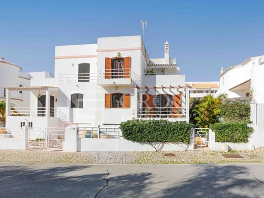 Semidetached House in Loulé, Distrito de Faro