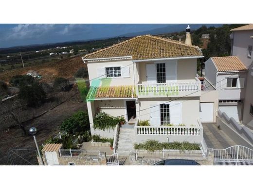 Vrijstaand huis in Portimão, Distrito de Faro