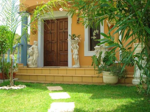 Μονοκατοικία σε Faro, Distrito de Faro