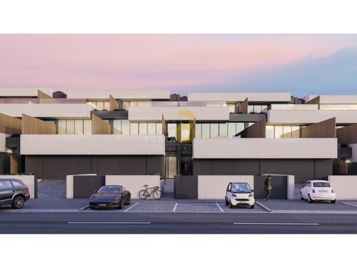 Terreno a Vila Nova de Gaia, Oporto