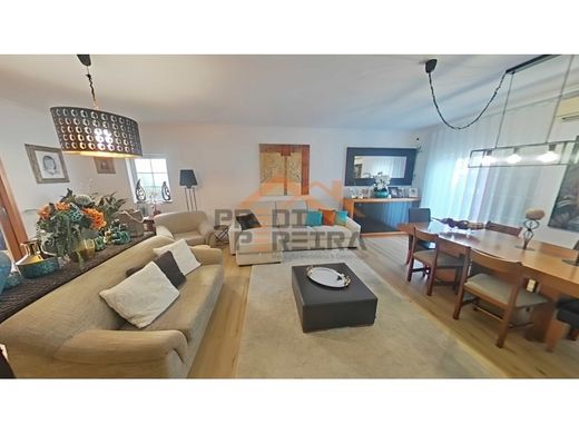 Элитный дом, Odivelas, Distrito de Lisboa