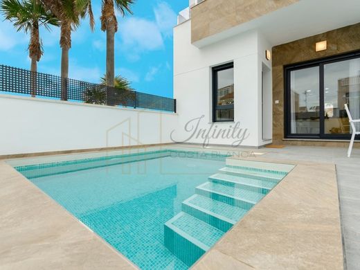 Villa Torrevieja, Provincia de Alicante