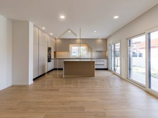 Casa Unifamiliare a Palmela, Distrito de Setúbal