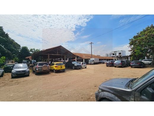 Land in Luanda, Luanda Province