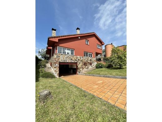 Luxury home in Oviedo, Province of Asturias