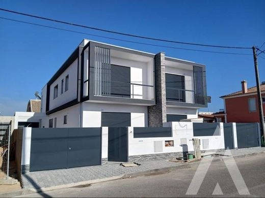 Villa Plurifamiliare a Seixal, Distrito de Setúbal