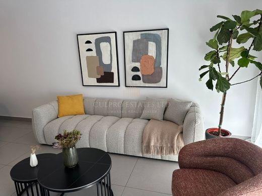 아파트 / Mésa Geitoniá, Limassol District