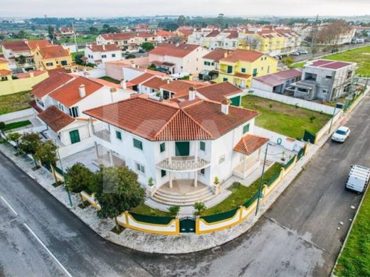 Luxe woning in Entroncamento, Distrito de Santarém