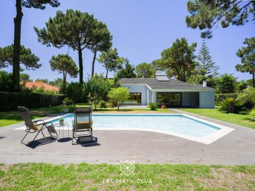 Casa di lusso a Charneca de Caparica, Almada