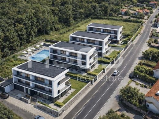 Arsa Vila Nova de Famalicão, Distrito de Braga