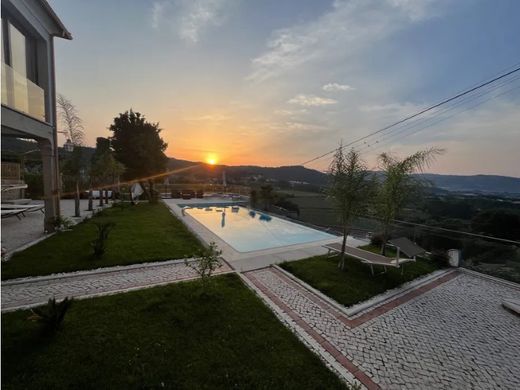 Luxus-Haus in Guimarães, Distrito de Braga