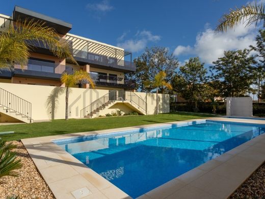 Detached House in Loulé, Distrito de Faro