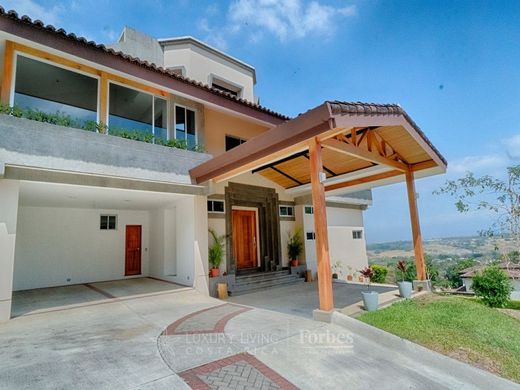 Casa de lujo en Santa Ana, Provincia de San José