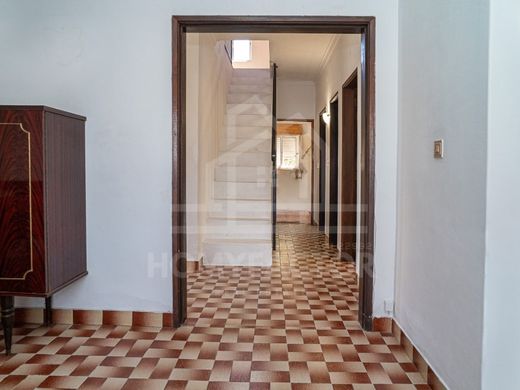 Detached House in Charneca de Caparica, Almada