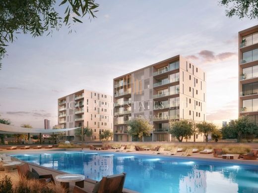 Apartment / Etagenwohnung in Germasógeia, Limassol District