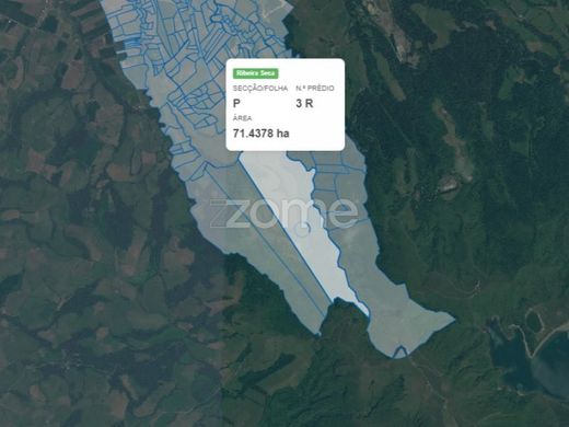 Teren w Ribeira Grande, Azores