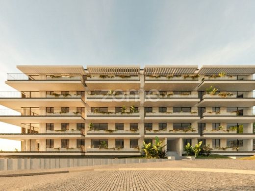 Apartment / Etagenwohnung in Vila Nova de Gaia, Distrito do Porto