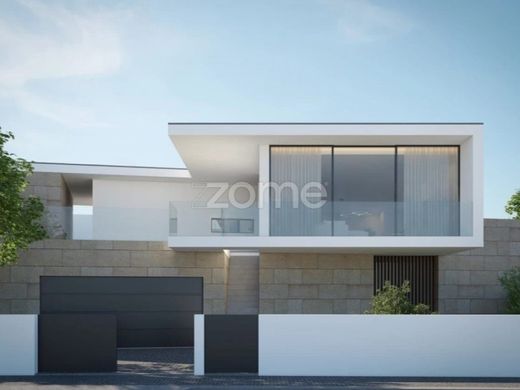 Элитный дом, Vila Nova de Famalicão, Distrito de Braga