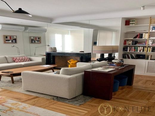 Apartment / Etagenwohnung in Madrid, Provinz Madrid