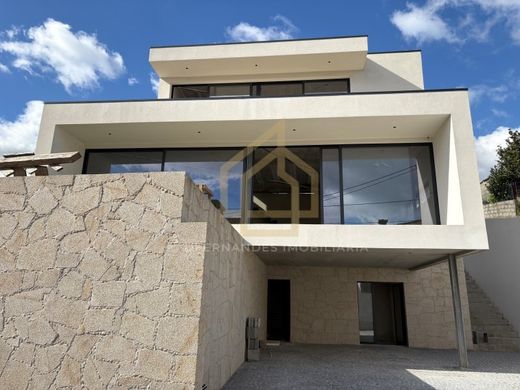 Luxus-Haus in Vila Nova de Famalicão, Distrito de Braga