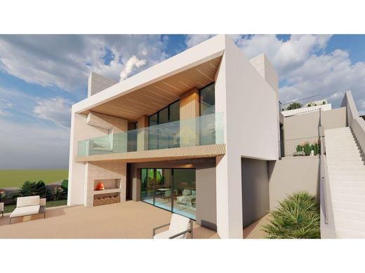 Detached House in Funchal, Madeira