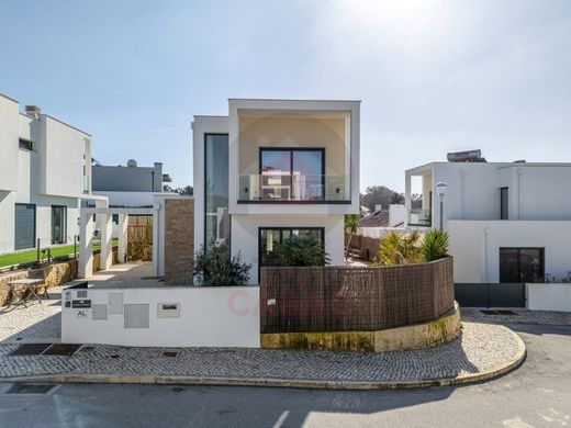 Detached House in Caldas da Rainha, Distrito de Leiria