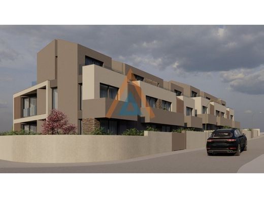 Willa wielorodzinna w Vila Nova de Gaia, Distrito do Porto