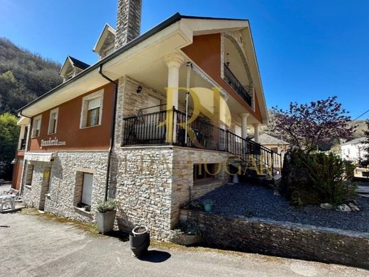 Maison de luxe à Vega de Valcarce, Léon