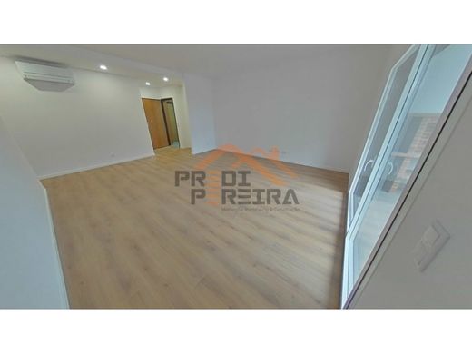 Odivelas, Distrito de Lisboaのアパートメント