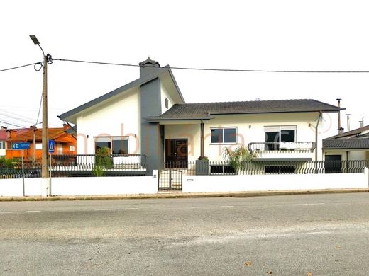 Detached House in Valongo, Distrito do Porto